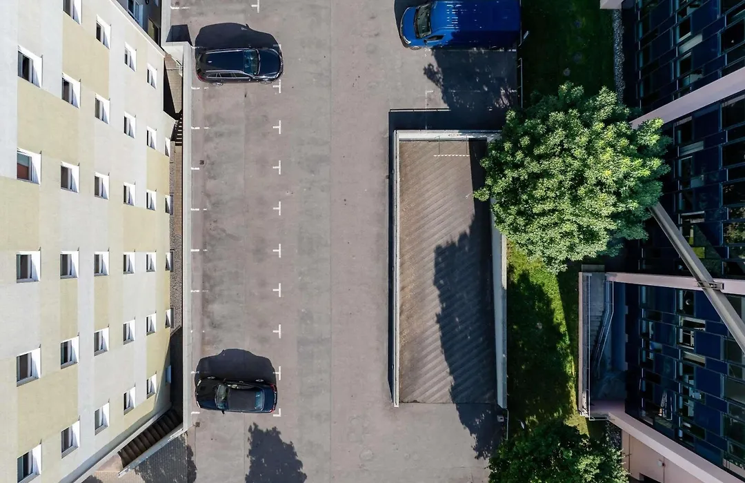 Ibis Stuttgart Airport Messe-1