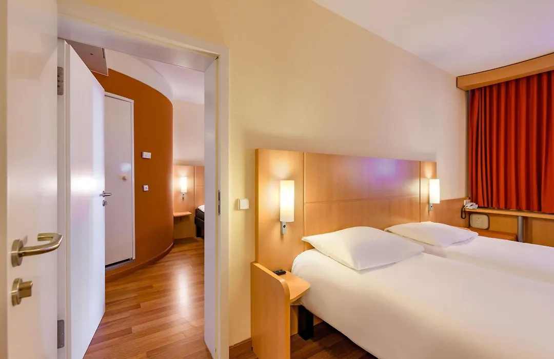 Ibis Stuttgart Airport Messe-1