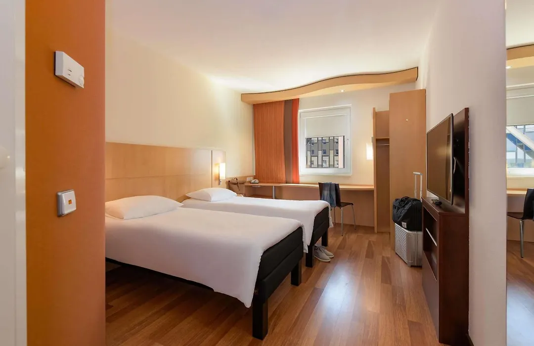 ibis Stuttgart Airport Messe-1