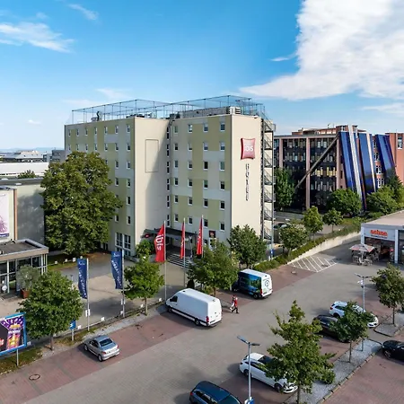 Ibis Stuttgart Airport Messe-3