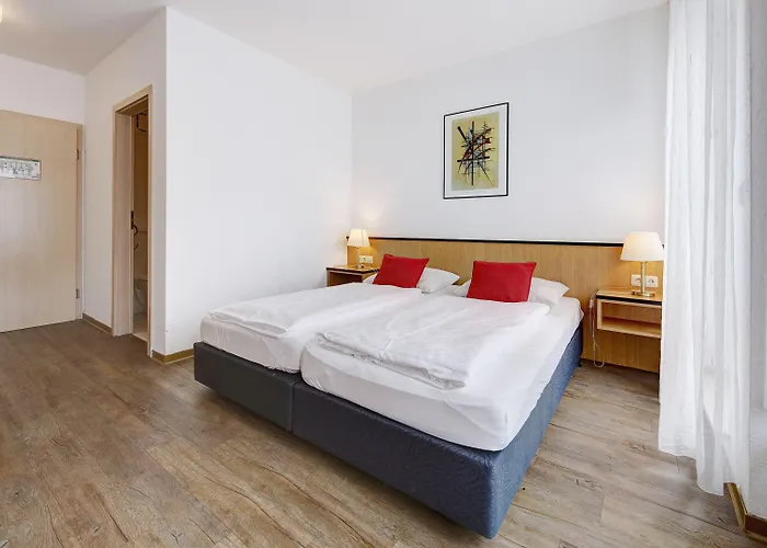 Airport- StettenAirport Hotel